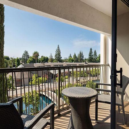 Hotel Hilton Stockton Exterior foto