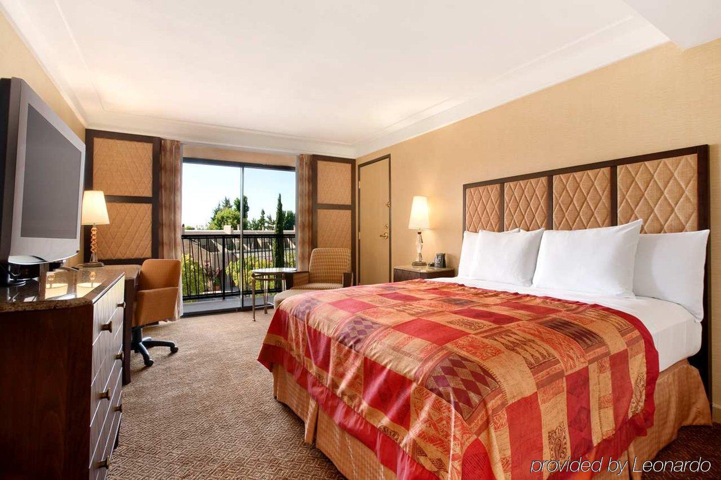 Hotel Hilton Stockton Zimmer foto